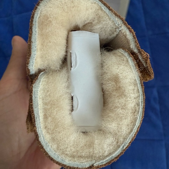 UGG Brown Baby Walker Shoes Suede Classic - Picture 4 of 5